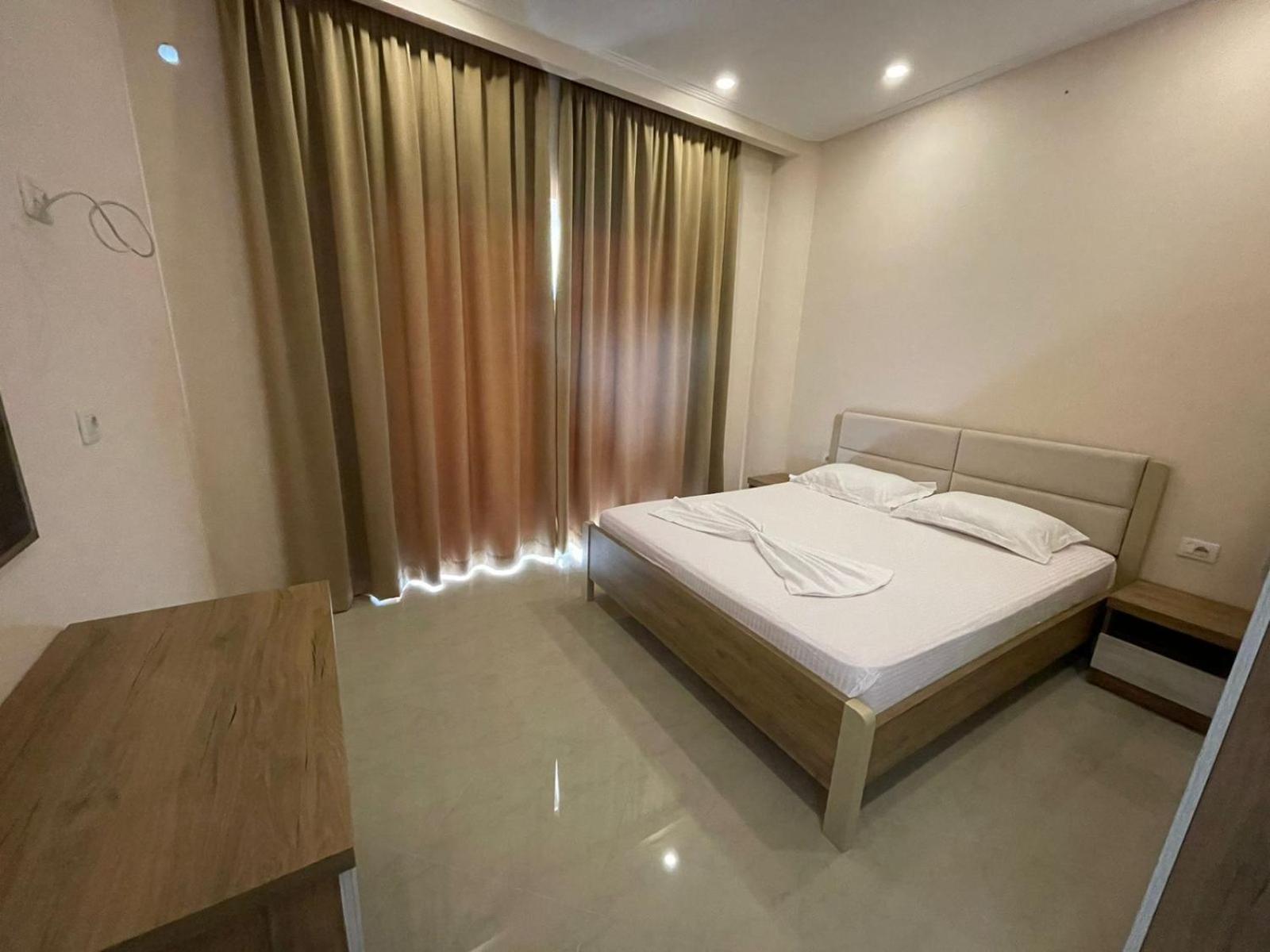 Seaside Apartmens Sarandë Exterior foto